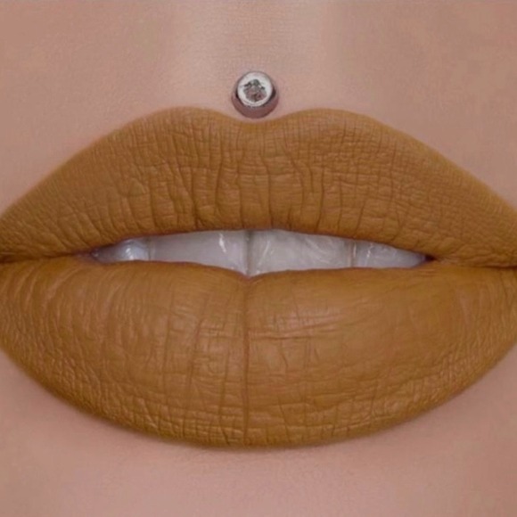 Jeffree Star Other - Jeffree Star Cosmetics Velour Liquid Lipstick Shade Special Order 0.19 oz